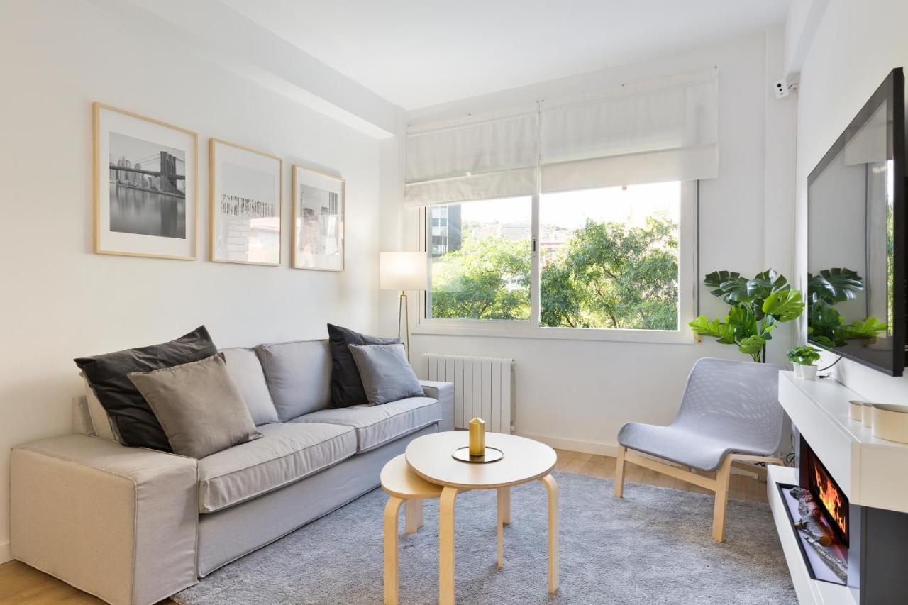 Suites Barcelona Park Gueell Екстер'єр фото