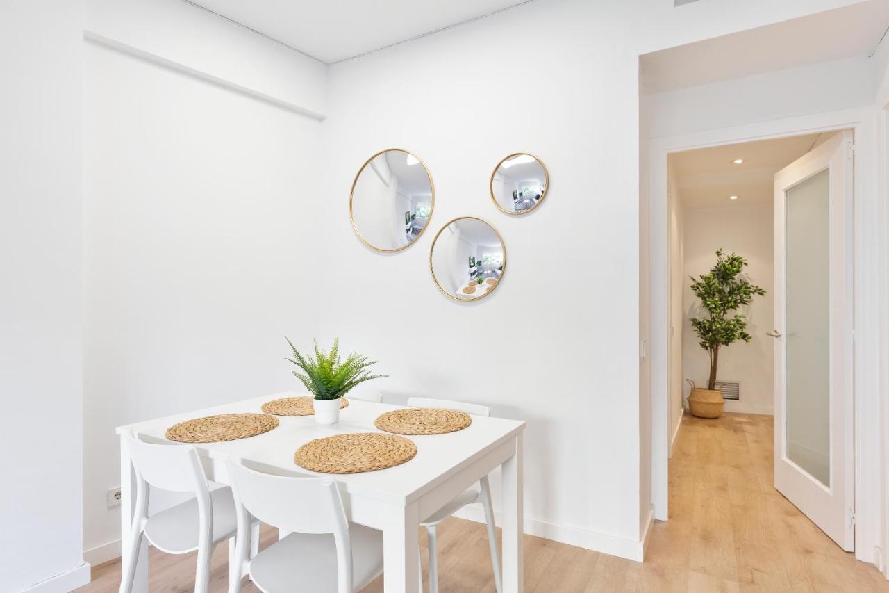 Suites Barcelona Park Gueell Екстер'єр фото