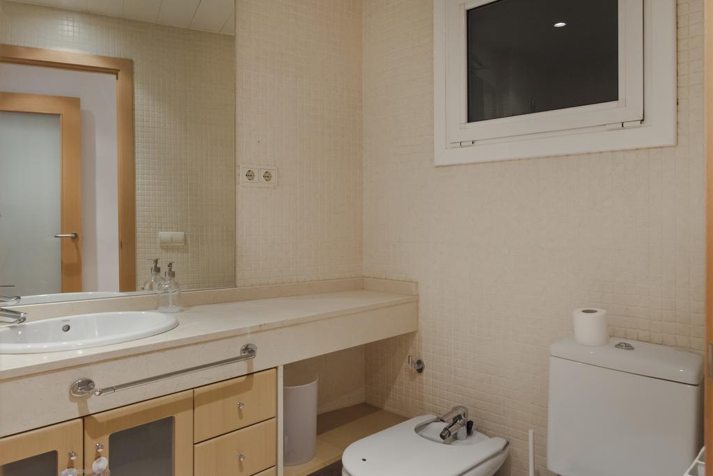 Suites Barcelona Park Gueell Екстер'єр фото